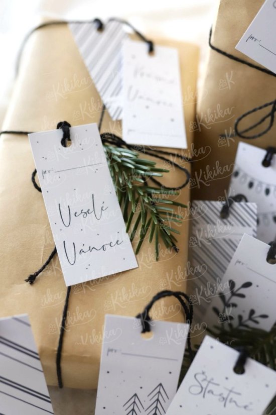 Detail vánočních štítků na dárky Kikika – Veselé Vánoce | Kikika