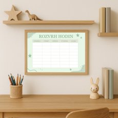 Dětský rozvrh hodin s hvězdičkami zavěšený nad psacím stolem – dekorace i školní pomůcka | KIKIKA
