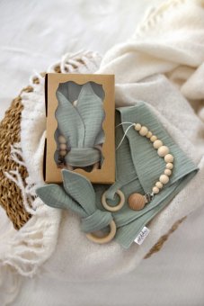Mušelínový set pro miminko v elegantním dárkovém balení zelený – ideální dárek pro novorozence | KIKIKA Mušelínový set pro miminko v elegantním dárkovém balení zelený – ideální dárek pro novorozence | KIKIKA